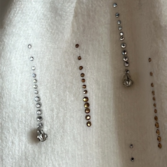 Women’s cream ivory winter hat, warm, cozy, dressy, pom pom glitter rhinestones - Picture 4 of 10